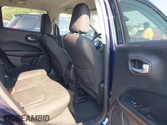 2018 Jeep Compass Sport with VIN 3C4NJDAB8JT143518, listed as a IAAI auction lot 42465162 with 183,632 mi miles and . Bid and sale history available at DreamBid. Image 8.