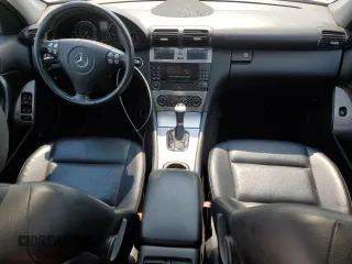 2006 Mercedes-Benz C 230 Sport с VIN WDBRF52J56F789209, выставлен на аукционе Copart как лот 59840895 с пробегом 157 538 миль миль и Списание • Salvage title. История ставок и продаж доступна на DreamBid. Изображение 8.