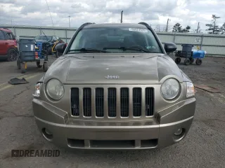 2007 Jeep Compass Sport with VIN 1J8FT47W17D141545, listed as a Copart auction lot 50924935 with 179,805 mi miles and Salvage Title. Bid and sale history available at carsss.com. Image 5.