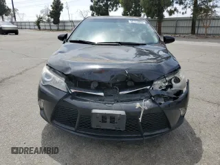 2017 Toyota Camry XLE with VIN 4T1BF1FK2HU715836, listed as a Copart auction lot 52172005 with 110,400 mi miles and Salvage Title. Bid and sale history available at DreamBid. Image 5.