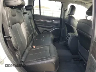 2022 Jeep Grand Cherokee z VIN 1C4RJYB6XN8721519, wystawiony jako Copart lot #47388965 z przebiegiem 41 744 mil mil oraz Szkoda całkowita • Salvage title. Historia ofert i sprzedaży dostępna na DreamBid. Obrazek 11.
