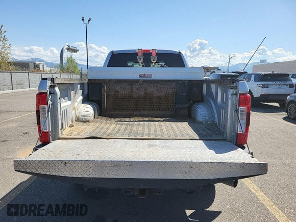 2019 Ford Super Duty F-250 SRW XL with VIN 1FT7W2B64KEF83432, listed as a IAAI auction lot 42194351 with 94,892 mi miles. Bid and sale history available at carsss.com. Image 12.