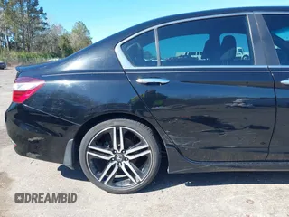 2016 Honda Accord Sport z VIN 1HGCR2F59GA111735, wystawiony jako IAAI lot #41669071 z przebiegiem 108 082 mil mil oraz . Historia ofert i sprzedaży dostępna na DreamBid. Obrazek 18.