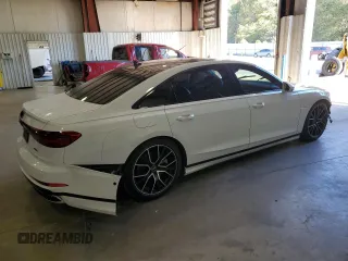 2021 Audi A8 with VIN WAU8DAF88MN007648, listed as a Copart auction lot 81269924 with 32,844 mi miles and Salvage Title. Bid and sale history available at carsss.com. Image 3.
