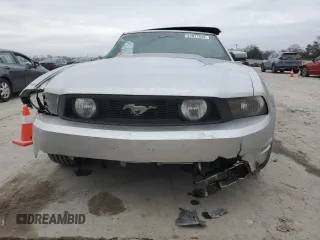 2011 Ford Mustang GT with VIN 1ZVBP8FF1B5132606, listed as a Copart auction lot 44077645 with 173,690 mi miles and Clean Title. Bid and sale history available at DreamBid. Image 5.
