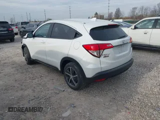 2022 Honda HR-V EX with VIN 3CZRU6H55NM767243, listed as a IAAI auction lot 41811186 with 33,445 mi miles. Bid and sale history available at carsss.com. Image 3.