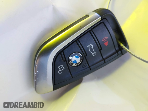 2021 BMW 5 Series 530i с VIN WBA53BH05MWX01307, выставлен на аукционе IAAI как лот 41755966 с пробегом 73 780 миль миль и . История ставок и продаж доступна на DreamBid. Изображение 11.