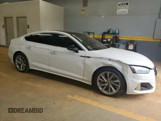 2020 Audi A5 Sportback Premium z VIN WAUANCF5XLA007950, wystawiony jako Copart lot #56157805 z przebiegiem 140 073 mil mil oraz Czysty tytuł • Clean title. Historia ofert i sprzedaży dostępna na DreamBid. Obrazek 4.