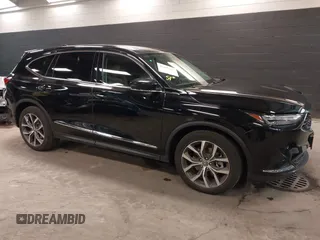 2024 Acura MDX w/Technology Package with VIN 5J8YE1H47RL022754, listed as a IAAI auction lot 41196339 with 6,829 mi miles. Bid and sale history available at carsss.com. Image 1.