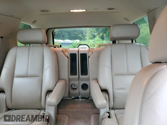 2008 GMC Yukon SLT w/4SB with VIN 1GKFC13J88J223313, listed as a Copart auction lot 70949424 with 155,898 mi miles and Salvage Title. Bid and sale history available at carsss.com. Image 10.