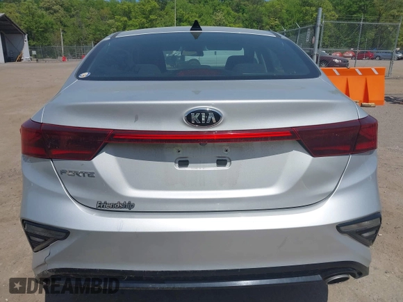 2019 Kia Forte LXS с VIN 3KPF24AD1KE086328, выставлен на аукционе IAAI как лот 42144973 с пробегом 43 541 миль миль и . История ставок и продаж доступна на DreamBid. Изображение 15.