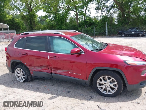 2016 Jeep Cherokee Latitude with VIN 1C4PJLCB8GW320099, listed as a IAAI auction lot 42236076 with 186,000 mi miles and . Bid and sale history available at DreamBid. Image 6.