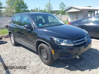 2017 Volkswagen Tiguan S with VIN WVGAV7AX7HK021496, listed as a IAAI auction lot 41968240 with 142,980 mi miles and . Bid and sale history available at DreamBid. Image 1.