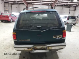 1995 Ford Explorer Eddie Bauer with VIN 1FMDU34X2SUB83715, listed as a Copart auction lot 42427625 with 331,768 mi miles and Salvage title. Bid and sale history available at DreamBid. Image 6.