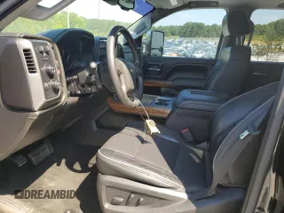 2017 Chevrolet Silverado 3500HD High Country with VIN 1GC4K1EY6HF111841, listed as a Copart auction lot 60900134 with 64,568 mi miles and Clean Title. Bid and sale history available at DreamBid. Image 7.