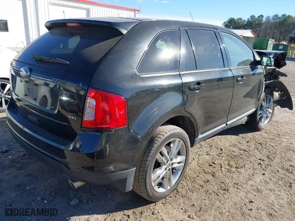 2014 Ford Edge SEL with VIN 2FMDK3JC6EBA14492, listed as a IAAI auction lot 41459661 with 111,194 mi miles. Bid and sale history available at carsss.com. Image 4.