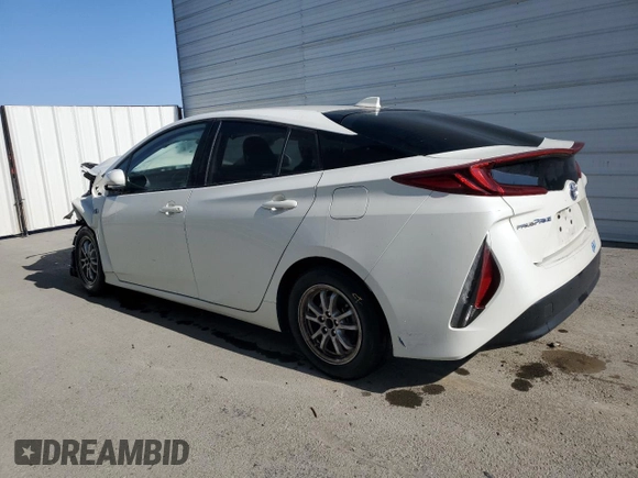 2020 Toyota Prius LE z VIN JTDKARFP5L3158691, wystawiony jako Copart lot #55255125 z przebiegiem Nie podano mil oraz Szkoda całkowita • Salvage title. Historia ofert i sprzedaży dostępna na DreamBid. Obrazek 2.