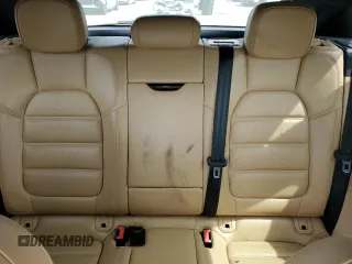 2017 Porsche Macan Turbo с VIN WP1AF2A57HLB60670, выставлен на аукционе Copart как лот 49687025 с пробегом 82 265 миль миль и Списание • Salvage title. История ставок и продаж доступна на DreamBid. Изображение 10.