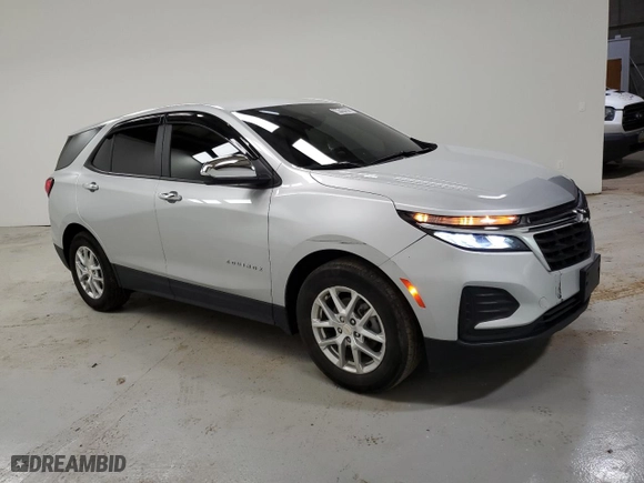 2022 Chevrolet Equinox LS with VIN 3GNAXHEV9NS147296, listed as a Copart auction lot 44181875 with 39,698 mi miles and Clean Title. Bid and sale history available at carsss.com. Image 4.
