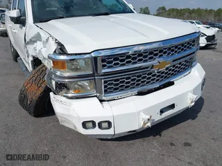 2015 Chevrolet Silverado 1500 LT with VIN 3GCUKREC9FG190338, listed as a IAAI auction lot 41793915 with 116,558 mi miles. Bid and sale history available at carsss.com. Image 17.