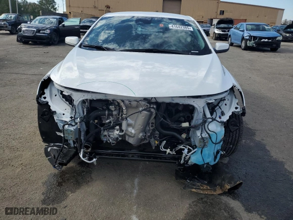 2024 Chevrolet Malibu LS with VIN 1G1ZC5ST7RF226350, listed as a Copart auction lot 41642385 with 9,962 mi miles and Salvage Title. Bid and sale history available at carsss.com. Image 5.