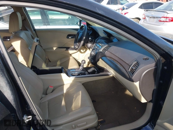 2013 Acura RDX Technology with VIN 5J8TB4H54DL004847, listed as a IAAI auction lot 41829488 with 230,000 mi miles and . Bid and sale history available at DreamBid. Image 5.