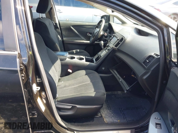 2013 Toyota Venza LE with VIN 4T3ZA3BB1DU077109, listed as a IAAI auction lot 42247378 with 109,267 mi miles and . Bid and sale history available at DreamBid. Image 5.