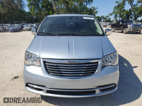 2012 Chrysler Town & Country Touring-L with VIN 2C4RC1CG8CR314129, listed as a Copart auction lot 53332975 with 103,531 mi miles and Salvage Title. Bid and sale history available at carsss.com. Image 5.