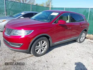 2018 Lincoln MKX Premiere z VIN 2LMPJ6JR9JBL49816, wystawiony jako IAAI lot #41963904 z przebiegiem 62 429 mil mil oraz . Historia ofert i sprzedaży dostępna na DreamBid. Obrazek 17.