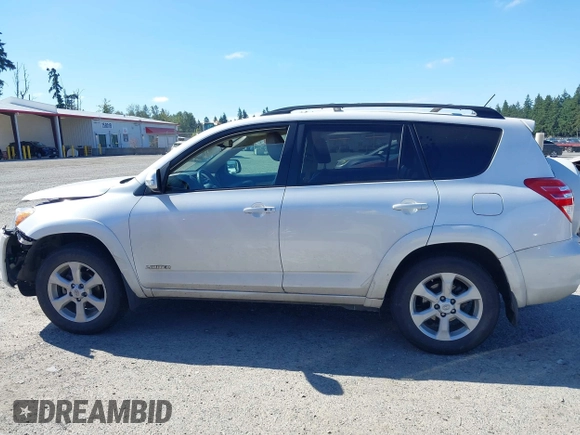 2011 Toyota RAV4 Limited z VIN 2T3DF4DV9BW173656, wystawiony jako IAAI lot #42726272 z przebiegiem 81 421 mil mil oraz . Historia ofert i sprzedaży dostępna na DreamBid. Obrazek 14.