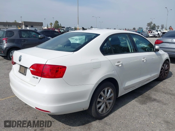 2012 Volkswagen Jetta SE z VIN 3VWDP7AJ3CM401411, wystawiony jako IAAI lot #42374516 z przebiegiem 222 317 mil mil oraz . Historia ofert i sprzedaży dostępna na DreamBid. Obrazek 4.