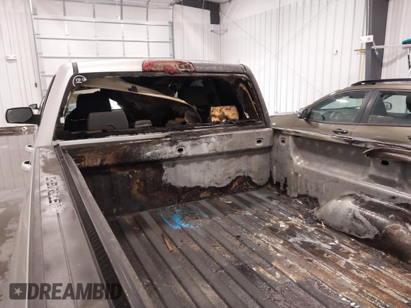 2019 Chevrolet Silverado 1500 LT with VIN 2GCVKPEC2K1105528, listed as a IAAI auction lot 41718796 with 95,999 mi miles and . Bid and sale history available at DreamBid. Image 6.