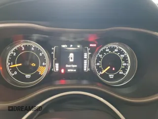 2014 Jeep Cherokee Latitude z VIN 1C4PJMCB5EW223493, wystawiony jako Copart lot #53848795 z przebiegiem 65 764 mil mil oraz Szkoda całkowita • Salvage title. Historia ofert i sprzedaży dostępna na DreamBid. Obrazek 9.