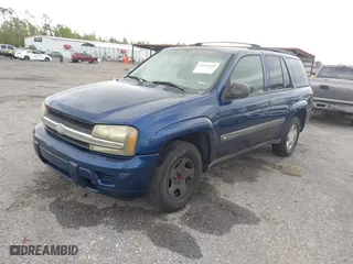 2003 Chevrolet TrailBlazer LS with VIN 1GNDS13S732260569, listed as a IAAI auction lot 41818640 with 243,938 mi miles. Bid and sale history available at carsss.com. Image 2.