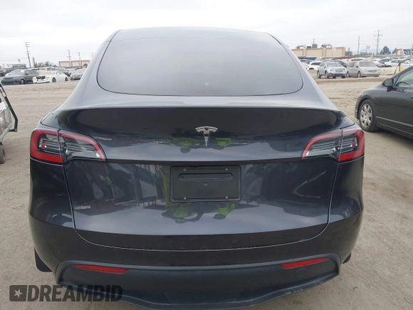 2024 Tesla Model Y с VIN 7SAYGDED9RF092955, выставлен на аукционе IAAI как лот 42757539 с пробегом 6 385 миль миль и . История ставок и продаж доступна на DreamBid. Изображение 16.
