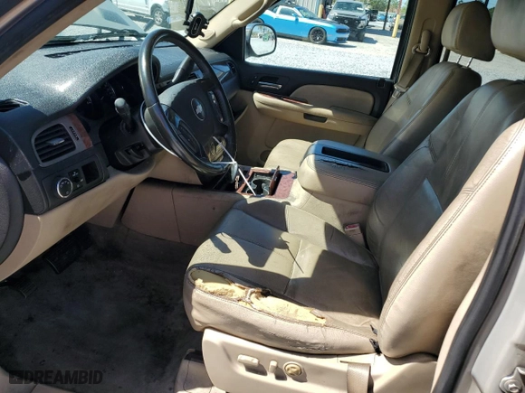 2008 Chevrolet Avalanche LS with VIN 3GNEC12J48G261025, listed as a Copart auction lot 48315515 with 244,707 mi miles and Clean Title. Bid and sale history available at carsss.com. Image 7.