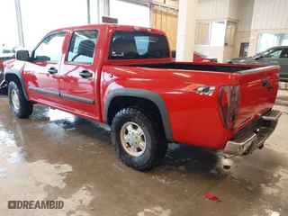 2006 Chevrolet Colorado LT w/2LT with VIN 1GCDT136X68170732, listed as a IAAI auction lot 41856386 with 269,388 mi miles. Bid and sale history available at carsss.com. Image 3.