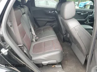 2020 Chevrolet Blazer RS z VIN 3GNKBERS4LS697598, wystawiony jako Copart lot #55914245 z przebiegiem 65 578 mil mil oraz Szkoda całkowita • Salvage title. Historia ofert i sprzedaży dostępna na DreamBid. Obrazek 10.