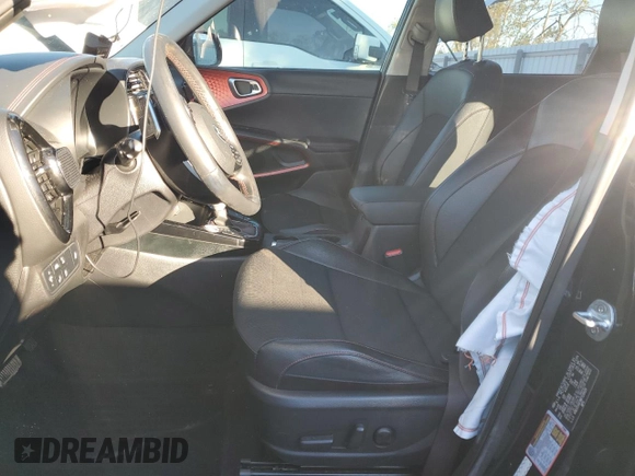 2021 Kia Soul Turbo with VIN KNDJ53AF8M7126629, listed as a Copart auction lot 83827014 with 84,151 mi miles and Salvage Title. Bid and sale history available at DreamBid. Image 7.