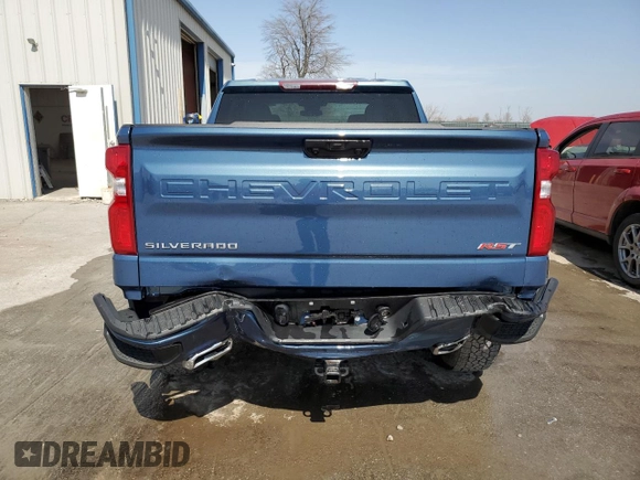 2024 Chevrolet Silverado 1500 RST with VIN 1GCUDEE82RZ190913, listed as a Copart auction lot 49437995 with 7,038 mi miles and Salvage Title. Bid and sale history available at carsss.com. Image 6.
