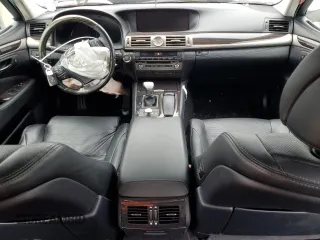 2013 Lexus LS 460 L with VIN JTHDL5EF8D5005974, listed as a Copart auction lot 57860925 with 80,831 mi miles and Salvage title. Bid and sale history available at DreamBid. Image 8.