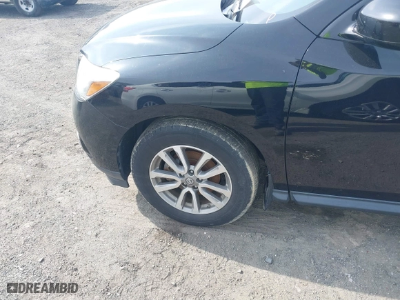 2014 Nissan Pathfinder S with VIN 5N1AR2MM6EC727759, listed as a IAAI auction lot 41698273 with 184,800 mi miles. Bid and sale history available at carsss.com. Image 6.