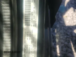 2013 Chrysler 200 LX z VIN 1C3CCBAB4DN586750, wystawiony jako Copart lot #58022225 z przebiegiem 165 631 mil mil oraz Szkoda całkowita • Salvage title. Historia ofert i sprzedaży dostępna na DreamBid. Obrazek 12.