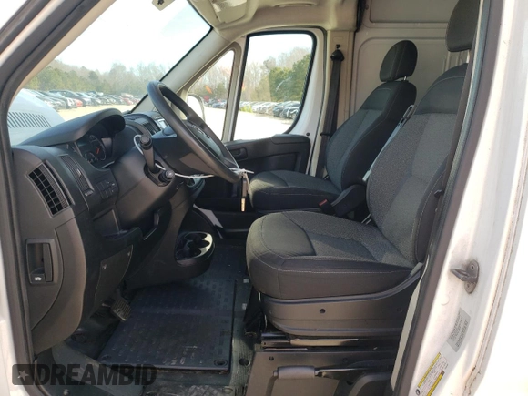 2017 Ram ProMaster Cargo with VIN 3C6TRVBG9HE532657, listed as a Copart auction lot 43176645 with 170,022 mi miles and Clean Title. Bid and sale history available at DreamBid. Image 7.
