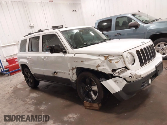 2014 Jeep Patriot Latitude with VIN 1C4NJPFB8ED717749, listed as a IAAI auction lot 41962155 with 147,755 mi miles and . Bid and sale history available at carsss.com. Image 13.
