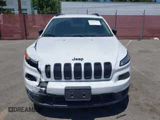 2017 Jeep Cherokee Altitude with VIN 1C4PJLAS7HW642589, listed as a IAAI auction lot 42687016 with 126,918 mi miles and . Bid and sale history available at DreamBid. Image 6.