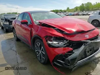 2023 Toyota Crown XLE z VIN JTDAAAAF6P3010101, wystawiony jako Copart lot #58529285 z przebiegiem 18 367 mil mil oraz Szkoda całkowita • Salvage title. Historia ofert i sprzedaży dostępna na DreamBid. Obrazek 13.