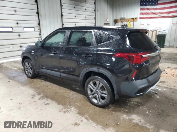 2021 Kia Seltos LX with VIN KNDEPCAA0M7144901, listed as a Copart auction lot 57679045 with 100,685 mi miles and Salvage title. Bid and sale history available at DreamBid. Image 2.