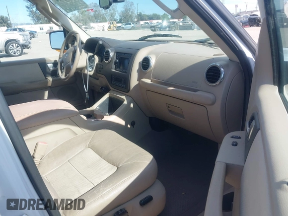 2003 Ford Expedition Eddie Bauer with VIN 1FMFU17LX3LB39801, listed as a IAAI auction lot 42021114 with 151,404 mi miles. Bid and sale history available at carsss.com. Image 5.