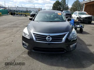 2015 Nissan Altima SL with VIN 1N4BL3AP1FC177442, listed as a Copart auction lot 50326545 with 136,133 mi miles and Non Repairable. Bid and sale history available at carsss.com. Image 5.